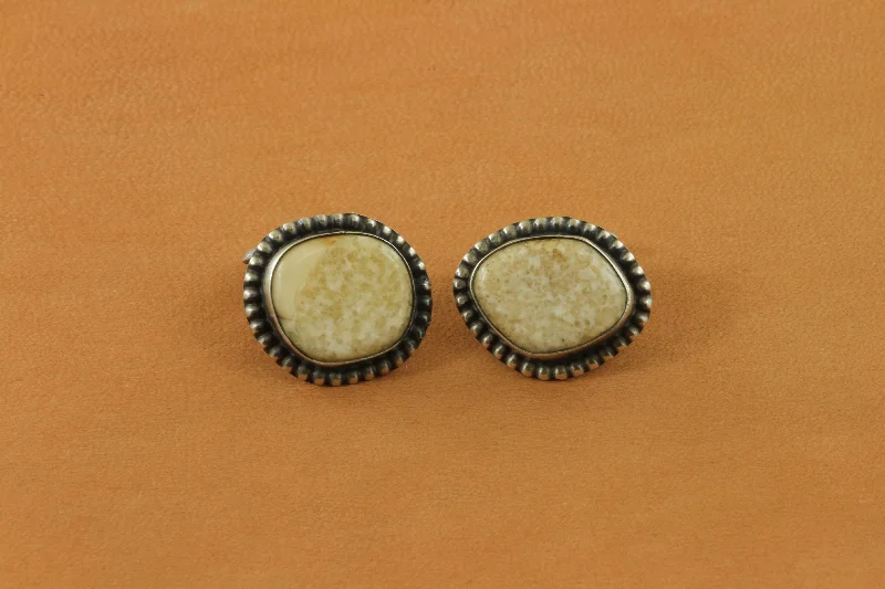 Inset Ivory w/ Detailed Outline Cufflinks