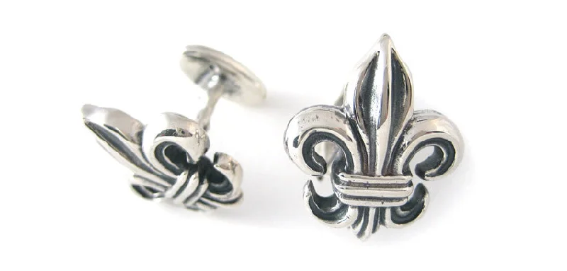 #DC-13 Small Fleur di Lis Cuff Link