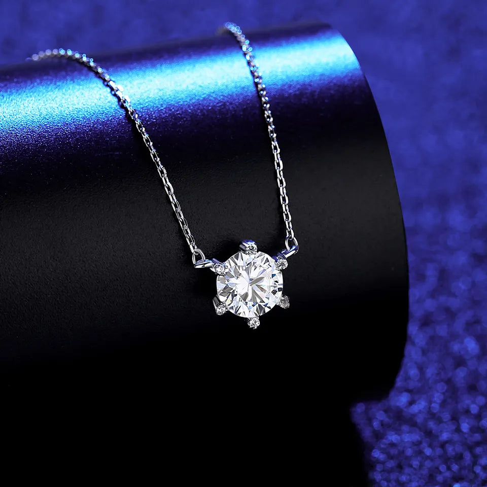 Classic <meta charset="utf-8">Chain Round Pendants Necklace for Woman, Custom Diamond 925 Silver Chain Moissanite Pendant