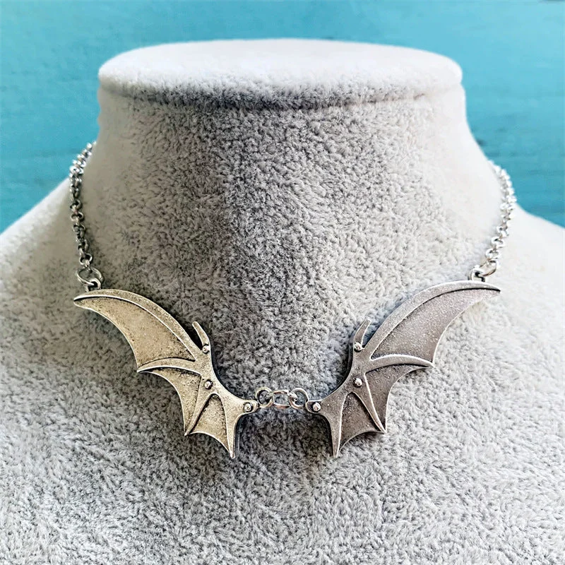 Wholesale Vampire Bat Wings Alloy Necklaces