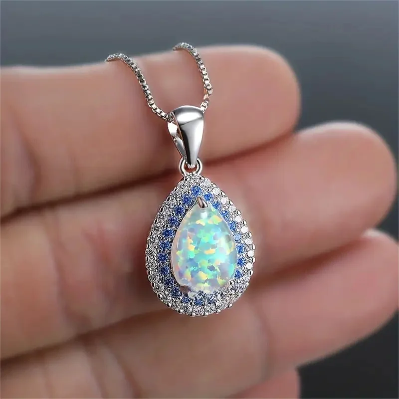 Wholesale Water Drop Pendant Necklace Clavicle Chain